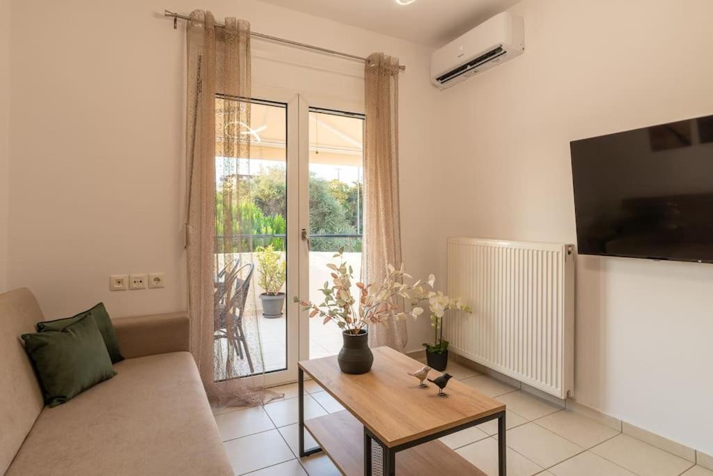 Family Friendly Luxury Nea Alikarnassos