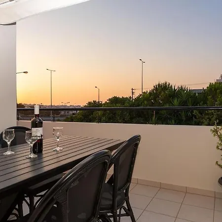 Family Friendly Luxury Apartment Nea Alikarnassos Exterior photo